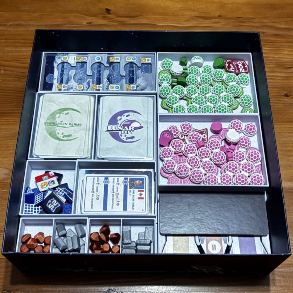 Shackleton Base Organizer & Insert (Includes Expansion, Sleeved, No Lid Lift)