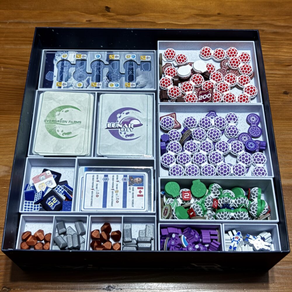 Shackleton Base Organizer & Insert (Includes Expansion, Sleeved, No Lid Lift)
