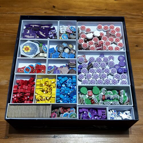 Shackleton Base Organizer & Insert (Includes Expansion, Sleeved, No Lid Lift)